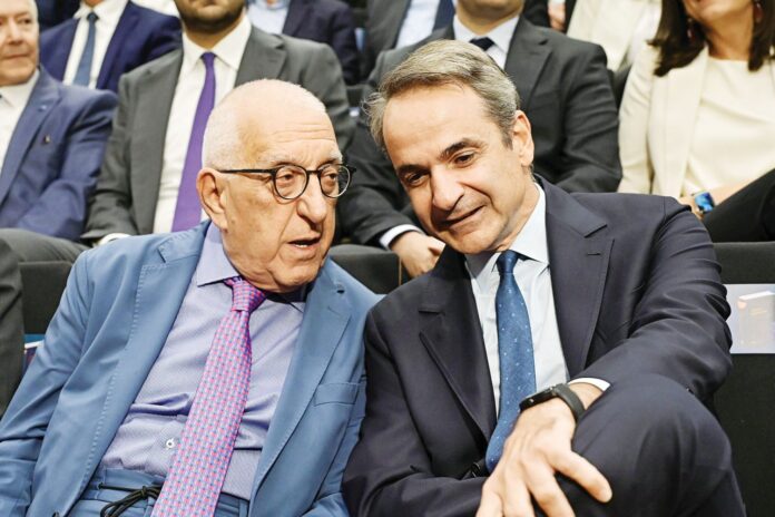 mitsotakis_kaklamanis2 Στιγμιότυπο του Κυριάκου Μητσοτάκη με τον Νικήτα Κακλαμάνη