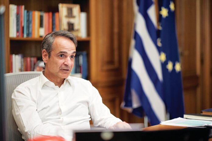 mitsotakis_maximou23 Ο Κυριάκος Μητσοτάκης στο γραφείο του στο Μέγαρο Μαξίμου