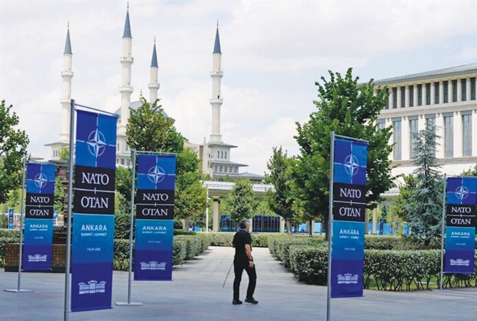 nato-ankara7 Στιγμιότυπο από τη Σύνοδο του ΝΑΤΟ στην Άγκυρα