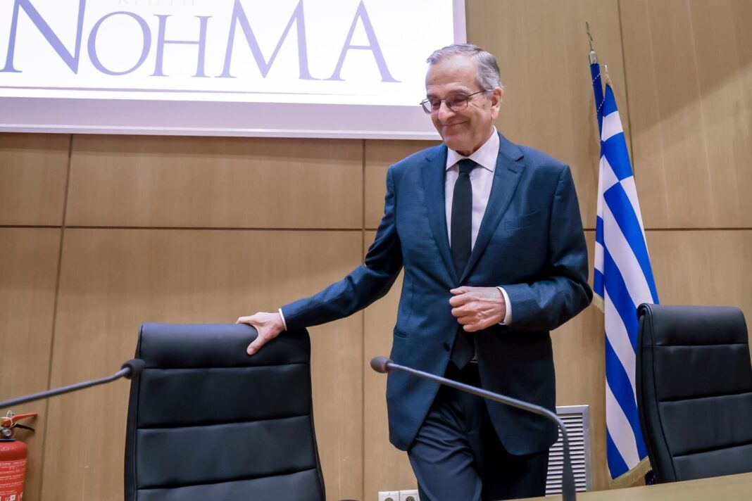 Ο Αντώνης Σαμαράς κατά τη διάρκεια της πρόσφατης ομιλίας του στην Κρήτη