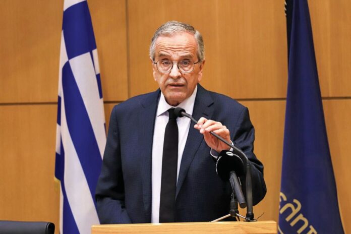 samaras44 Ο Αντώνης Σαμαράς κατά τη διάρκεια ομιλίας του